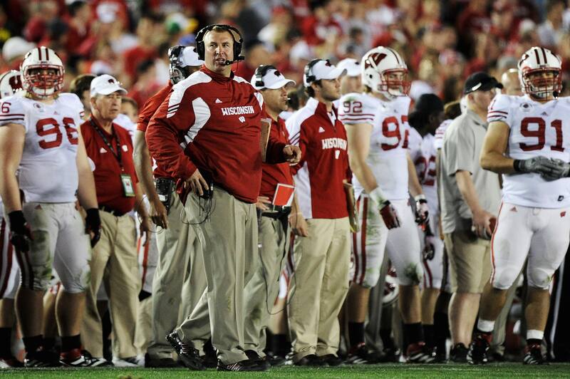 Wisconsin Football Chikwe Obasih And Rob Wheelwright Commit To