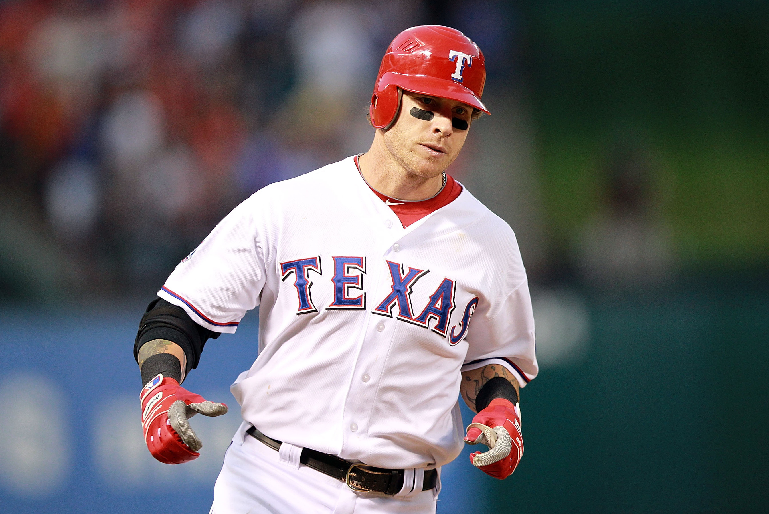 Josh Hamilton day-to-day battle tougher with expectations that