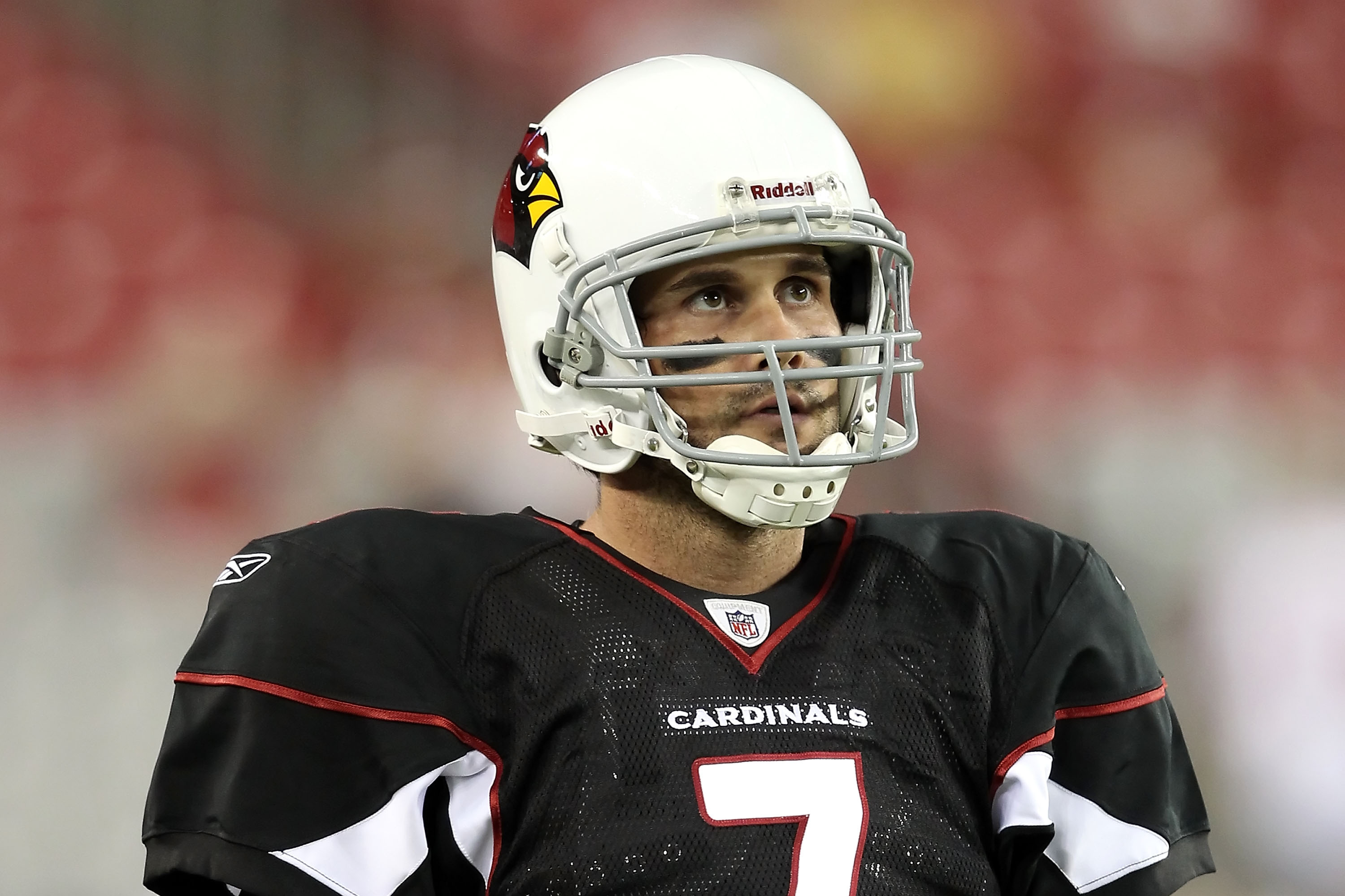 Oakland Raiders quarterback Matt Leinart (7) during the pre-game to an NFL  football game in Kansas City, Mo., Sunday, Oct. 28, 2012. (AP Photo/Reed  Hoffmann Stock Photo - Alamy