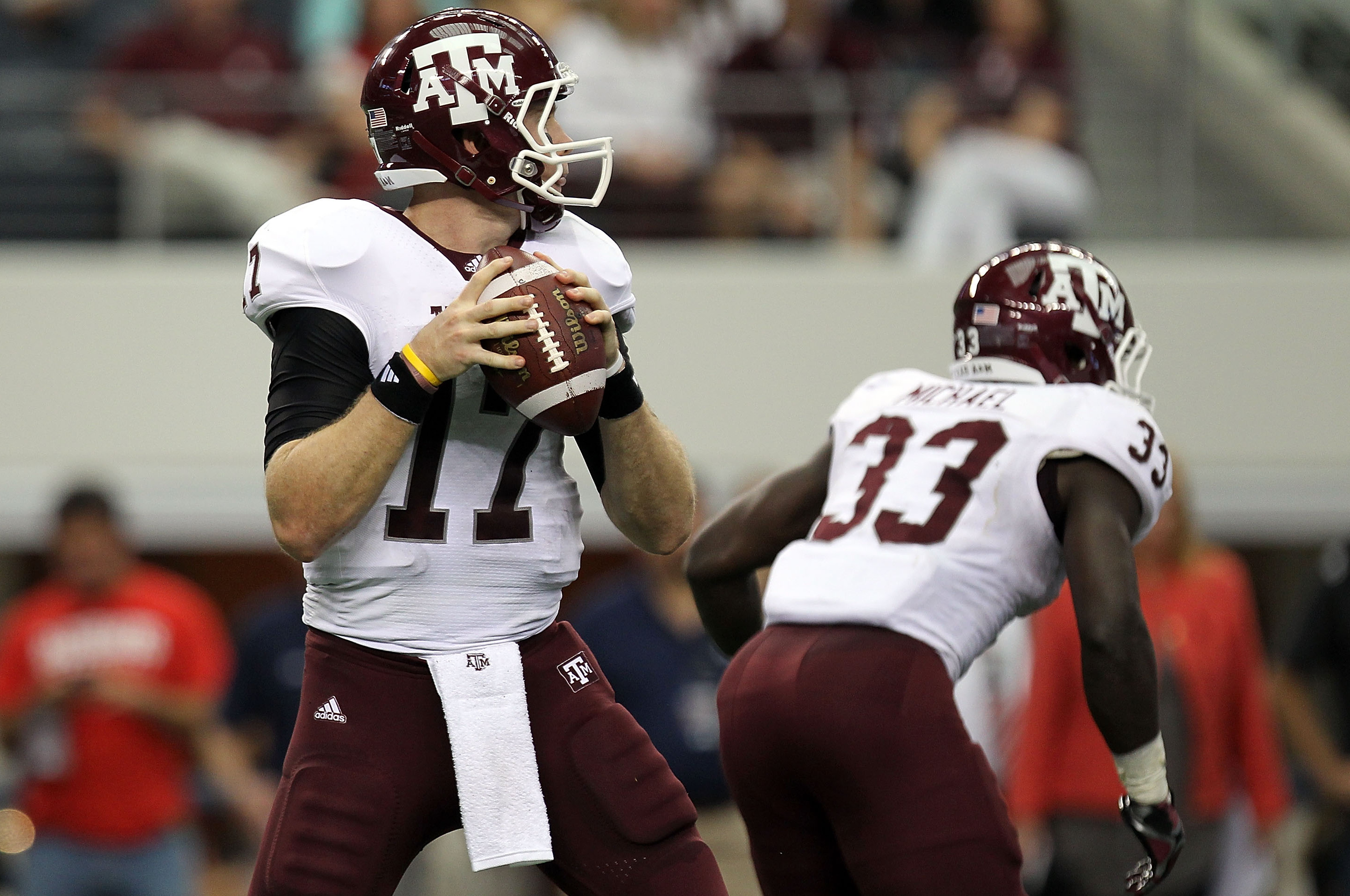 Kohl Stewart signs with Texas A&M 