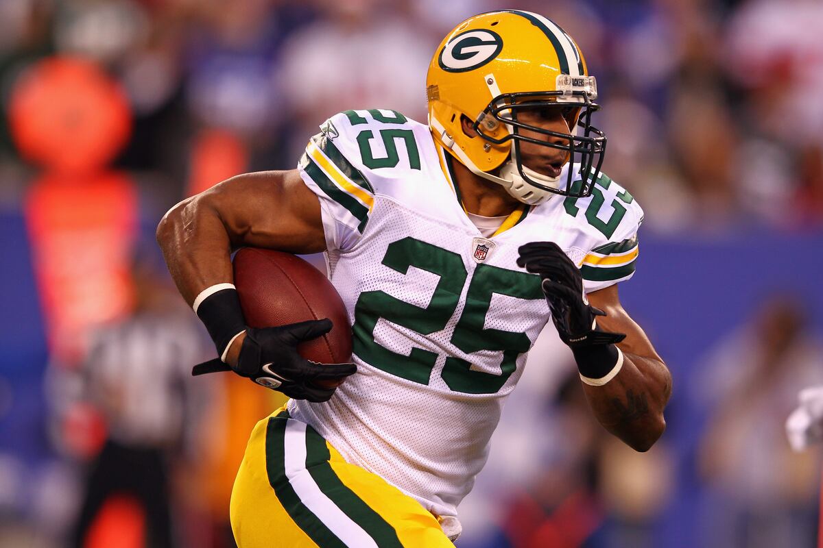 NFL Free Agents 2012 Breaking Down The Latest Buzz Around Top Unsigned