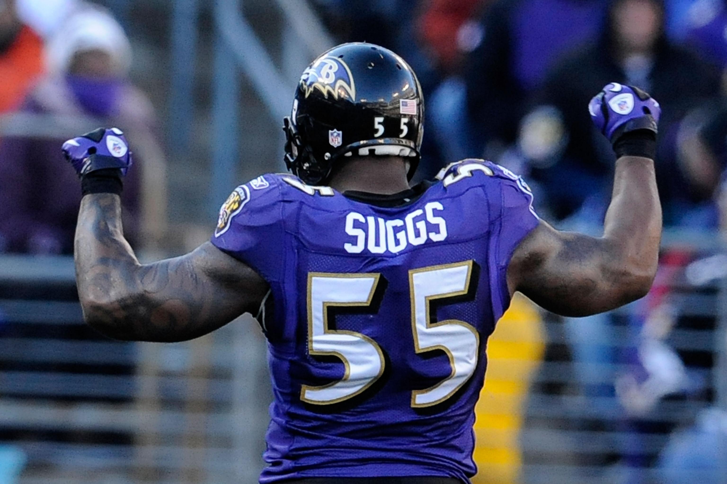 Baltimore Ravens - Haloti Ngata - wearing Terrell Suggs' #55 jersey.