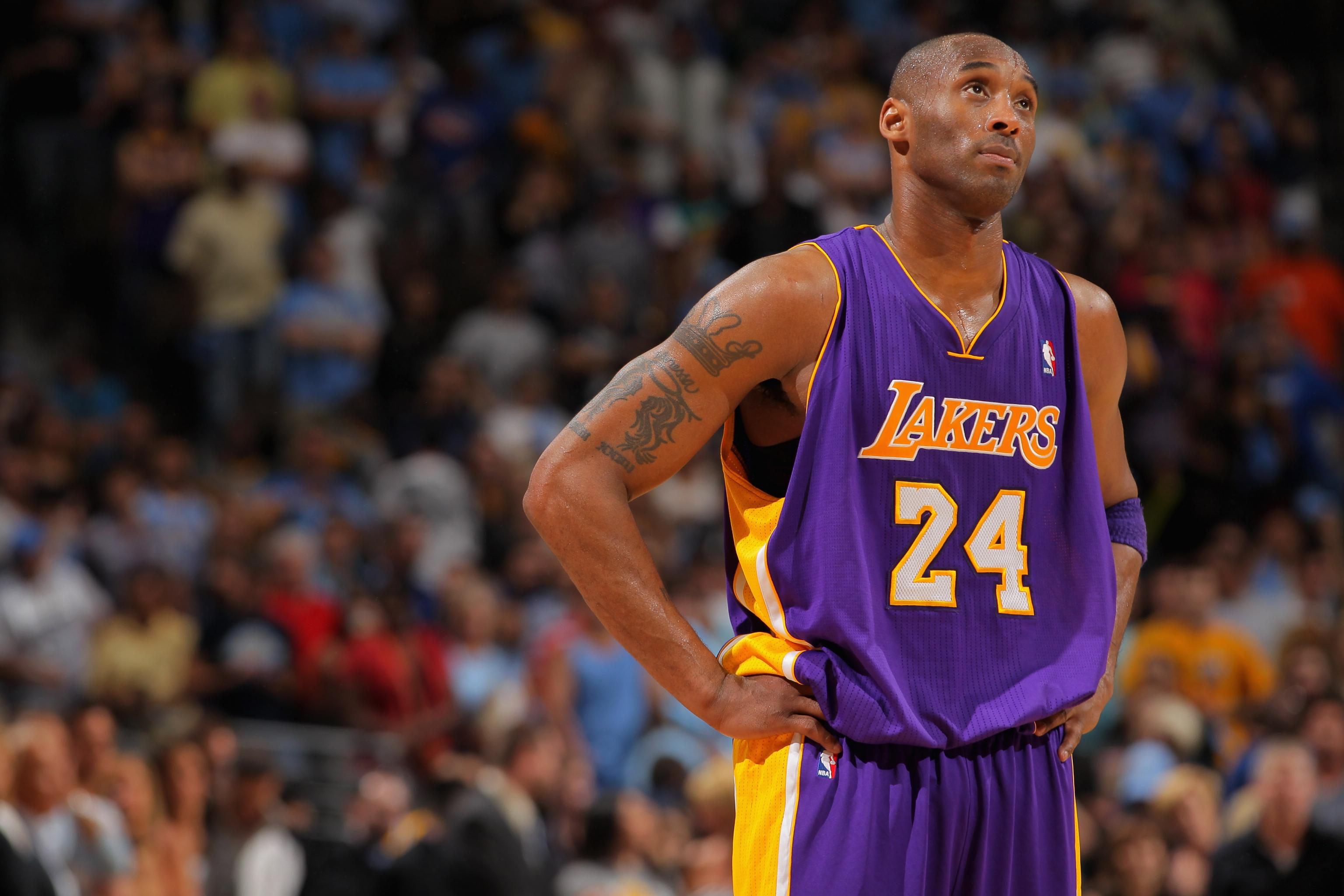 Kobe Highlights & Motivation on X: Kobe Bryant throws out the