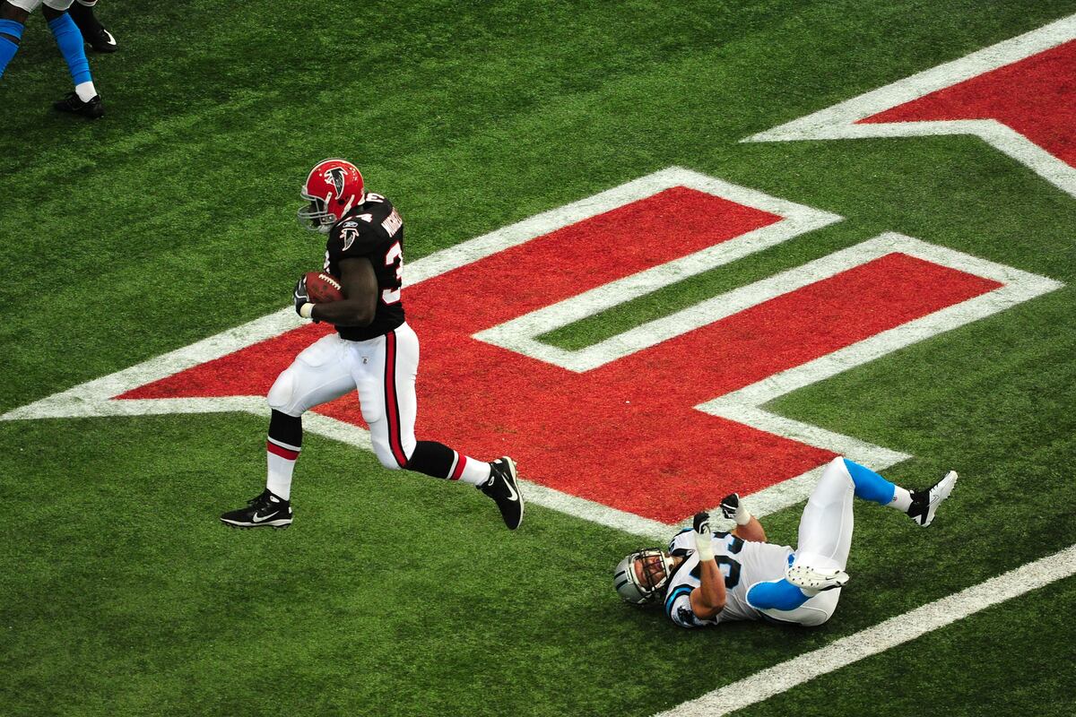 Atlanta Falcons' Decision to Release FB Ovie Mughelli All About Money