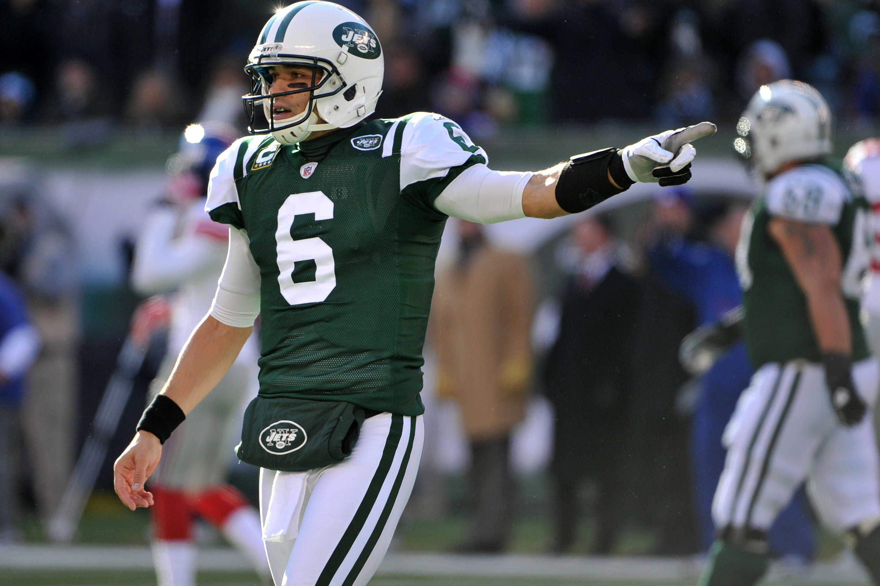 Mark Sanchez continues to be New York Jets' biggest problem