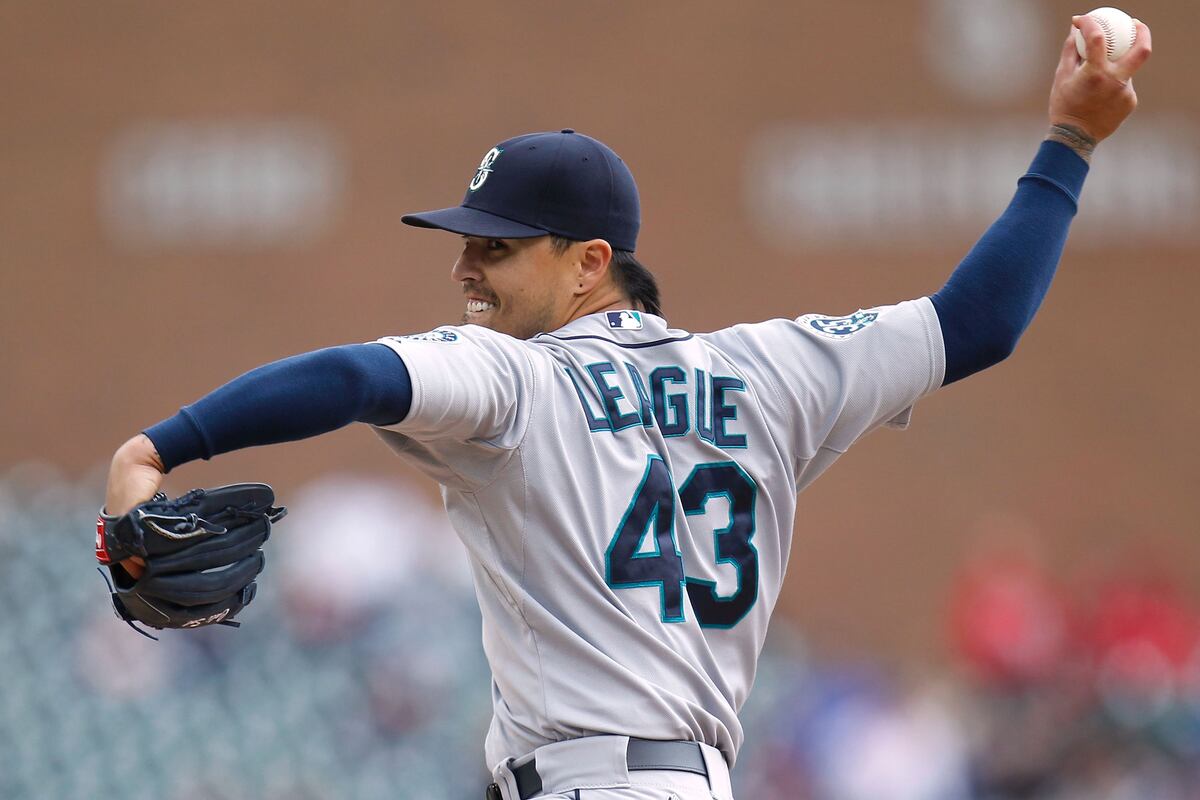 Brandon League Seattle Mariners Closer Earns AL Worst of the Night