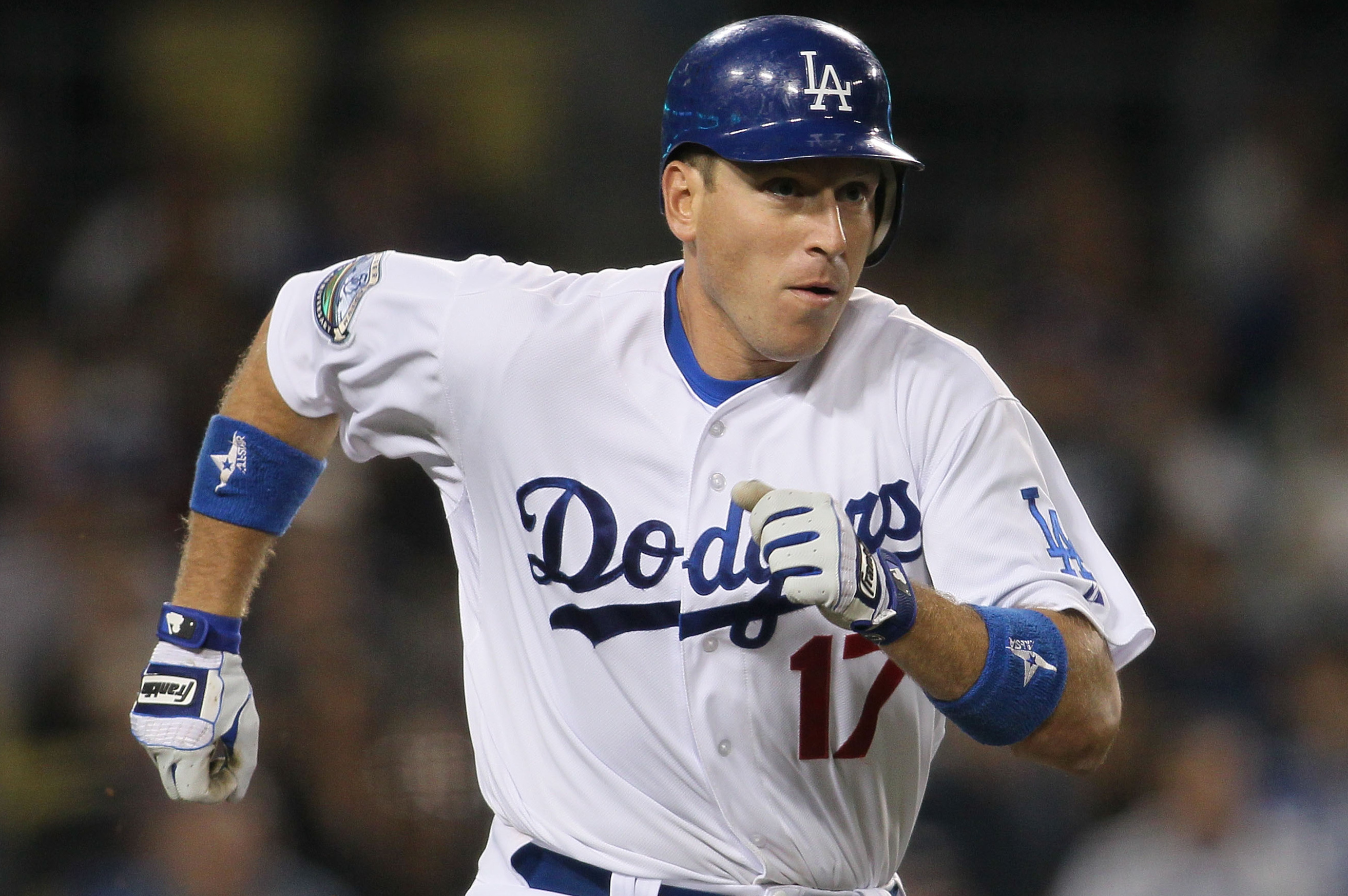A.J. Ellis home run pushes Dodger lead to 5-2 
