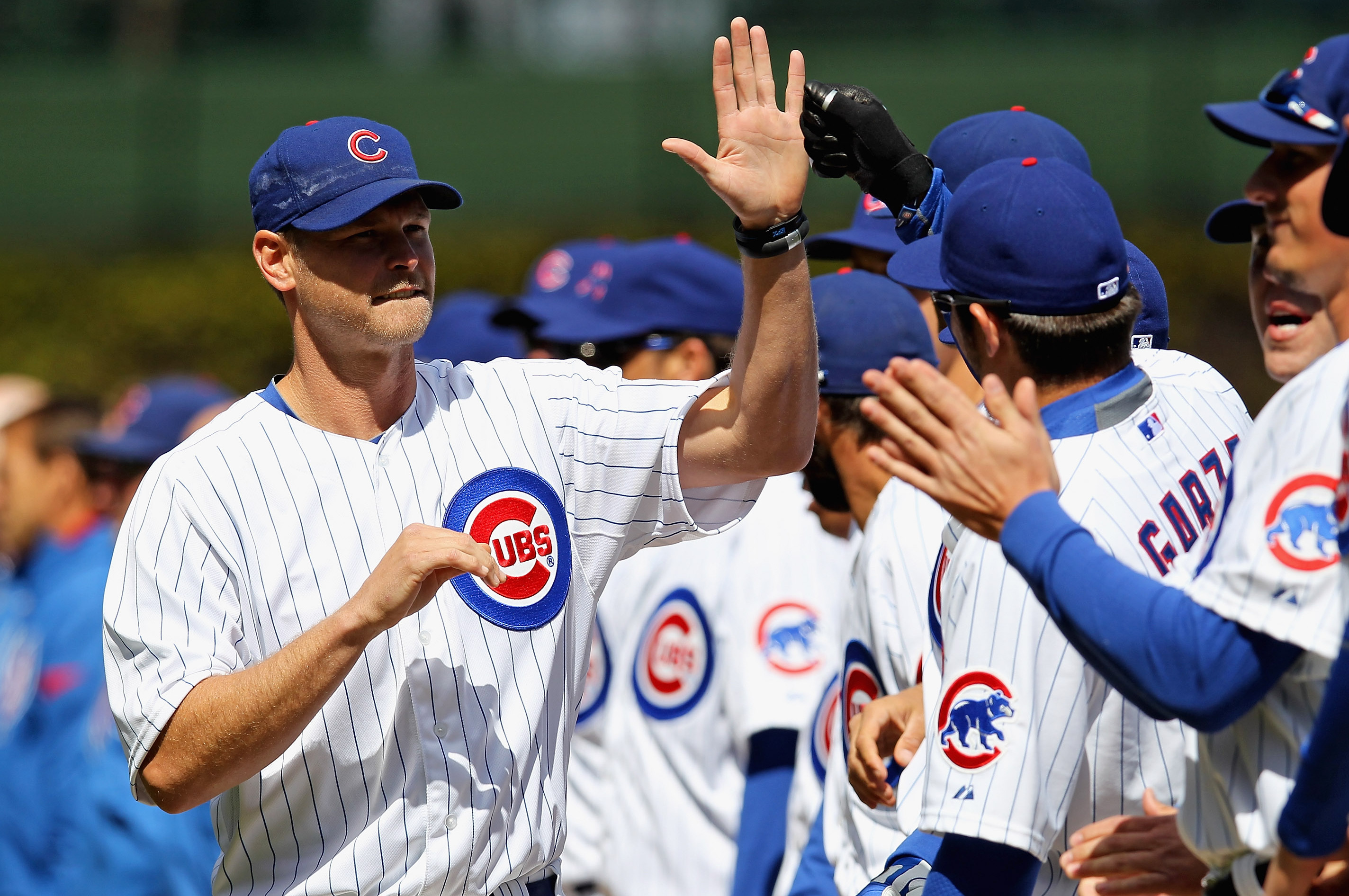 Chicago Cubs see 2010 as the year of new beginnings and wins