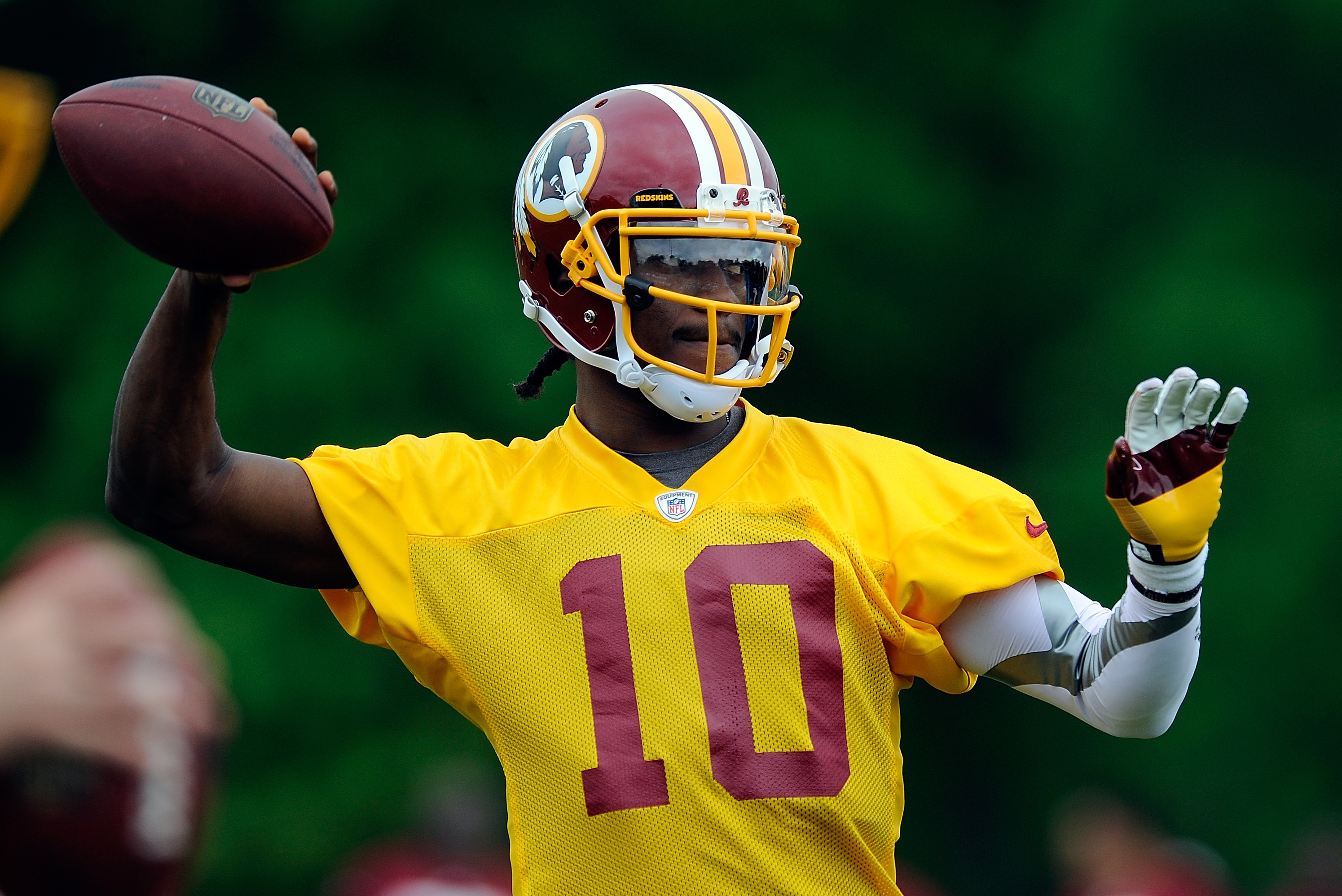 Redskins' RG3 returns to practice