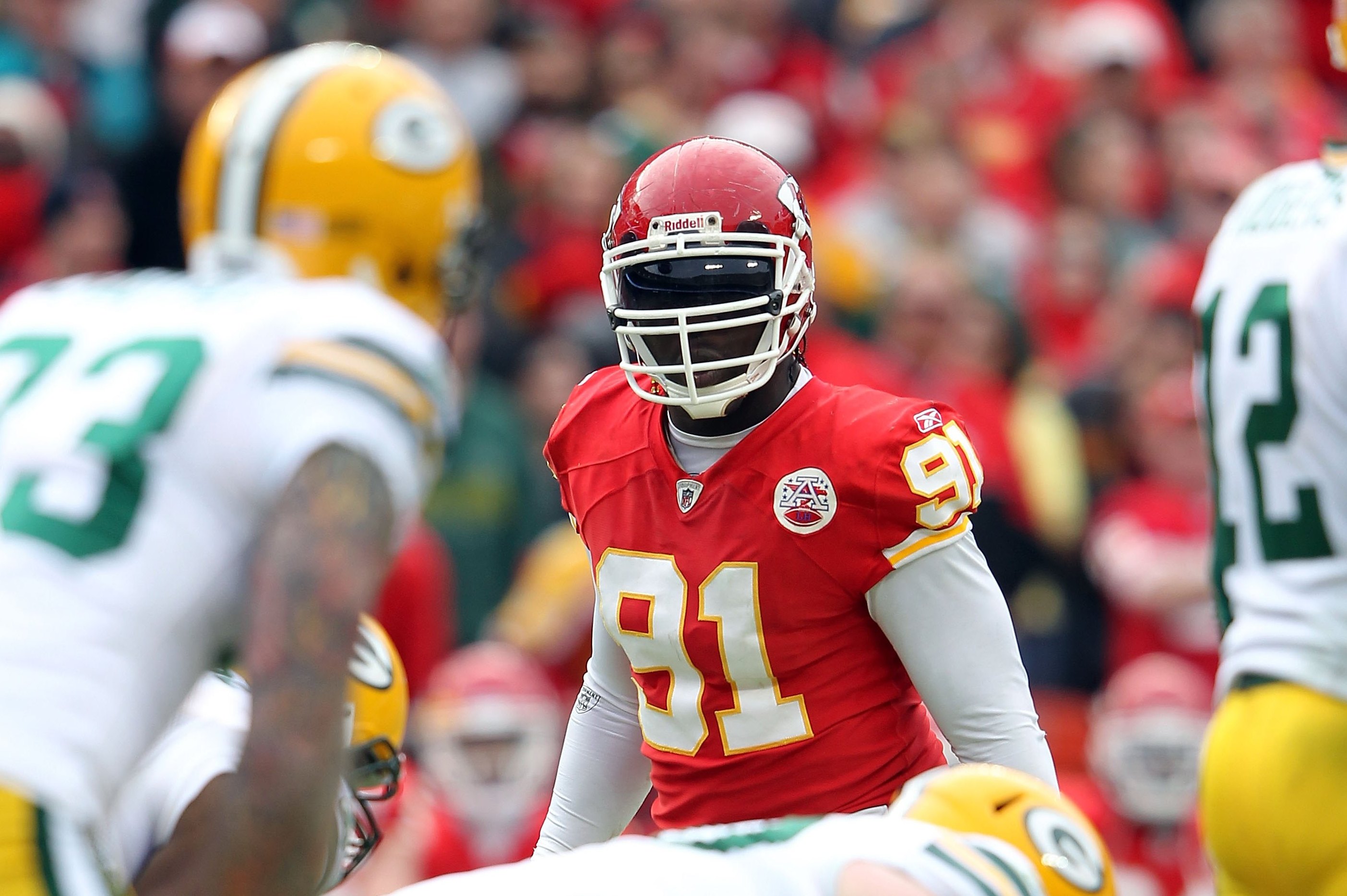 Former Chiefs pass rusher Tamba Hali to sign one-day contract to