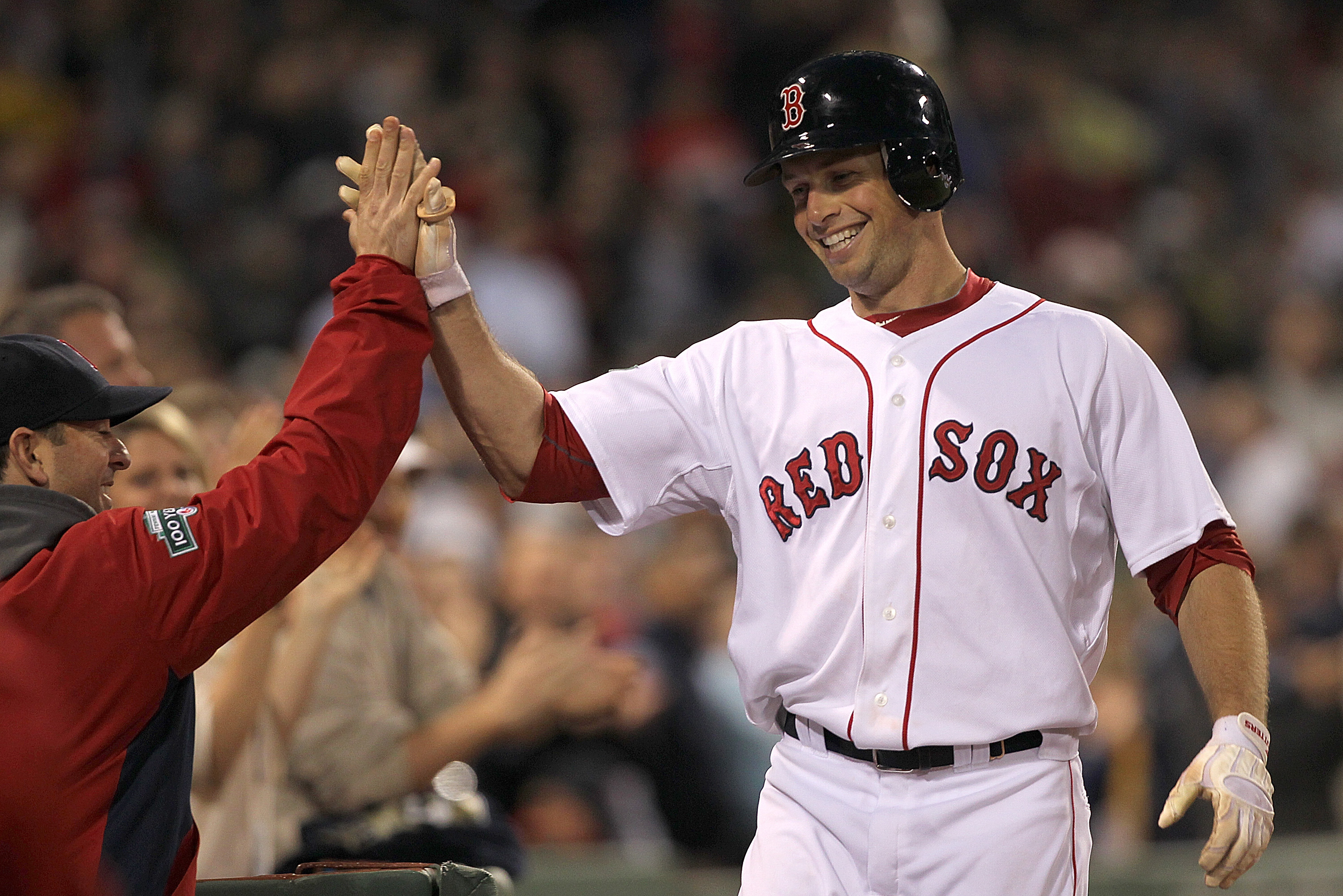 RED SOX: Daniel Nava's late hit gives Boston win