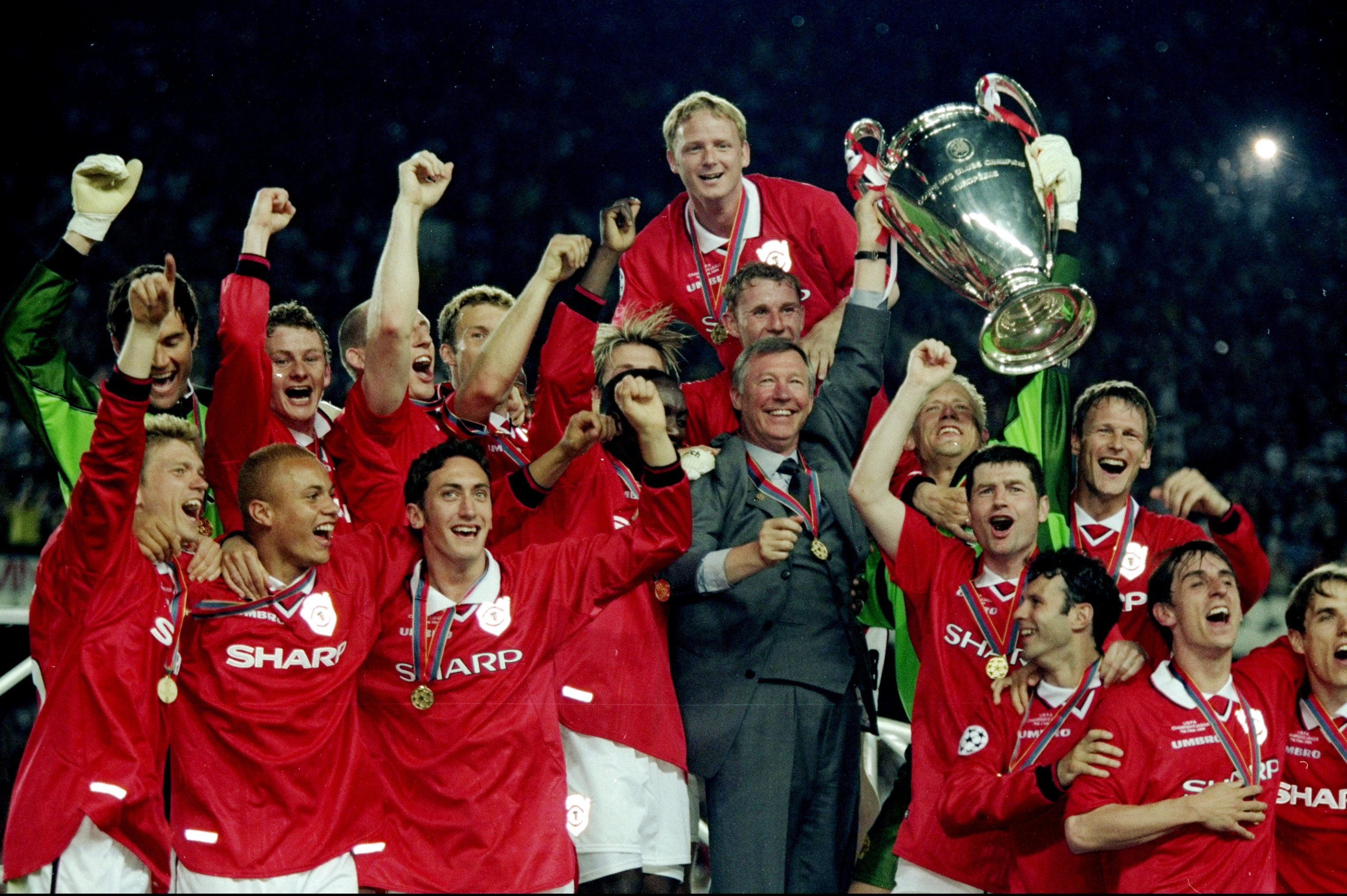 Manchester United History: 1990-99, News, Scores, Highlights, Stats, and  Rumors
