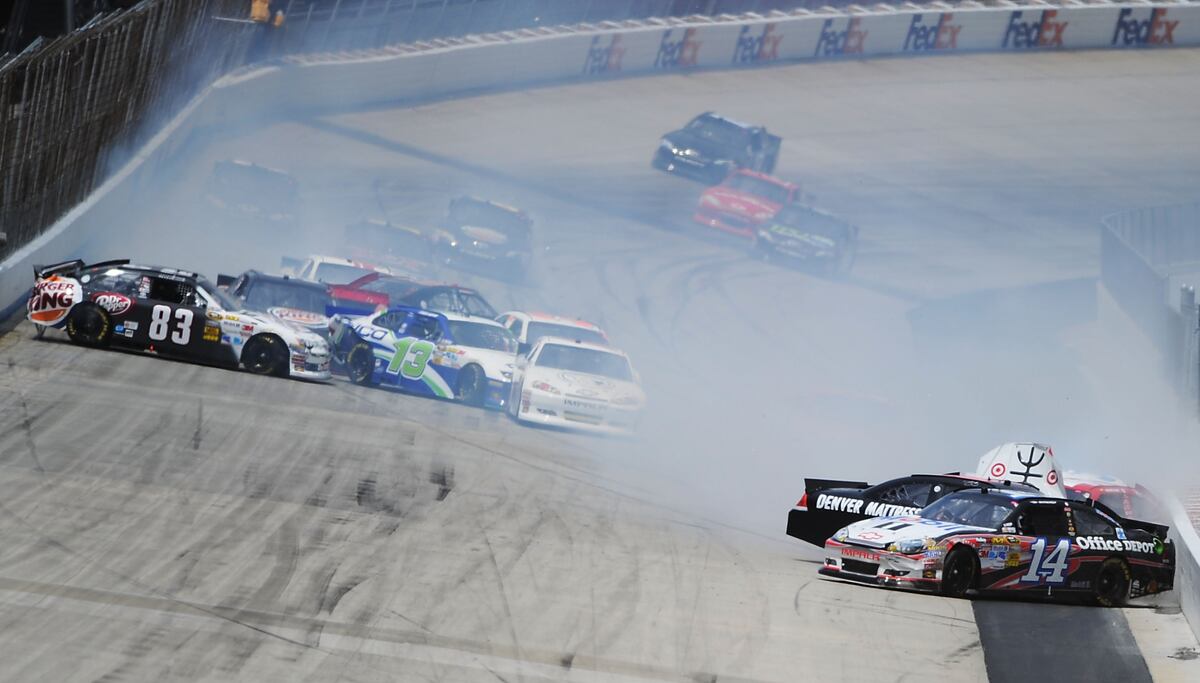 Nascar Fedex 400 2012 Crash Video Massive Pileup At Dover Claims 12
