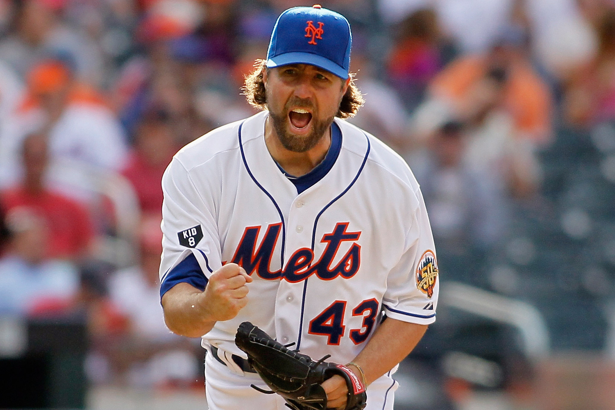 New York Mets vs Detroit Tigers. Mets pitcher R.A. Dickey wife