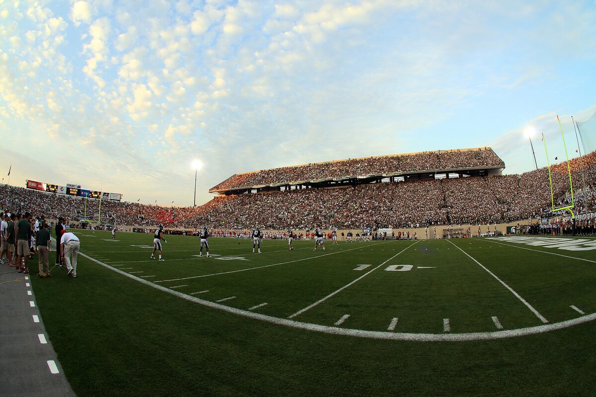 Rutgers' 10 Greatest DI Victories of All Time Number 4 News, Scores