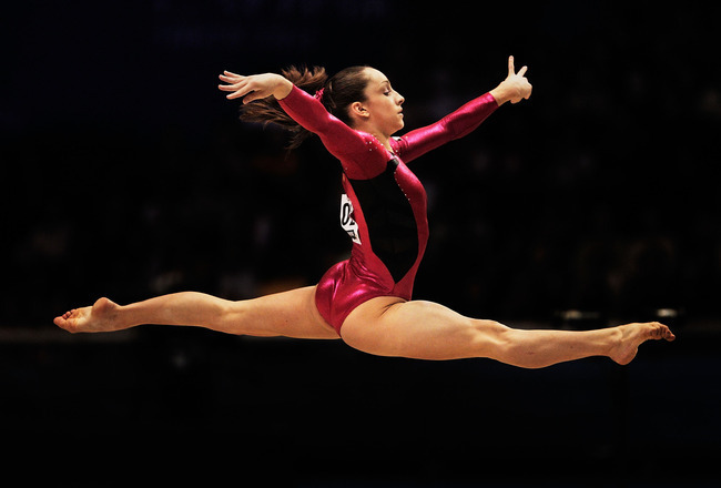 top 10 gymnasts in the world