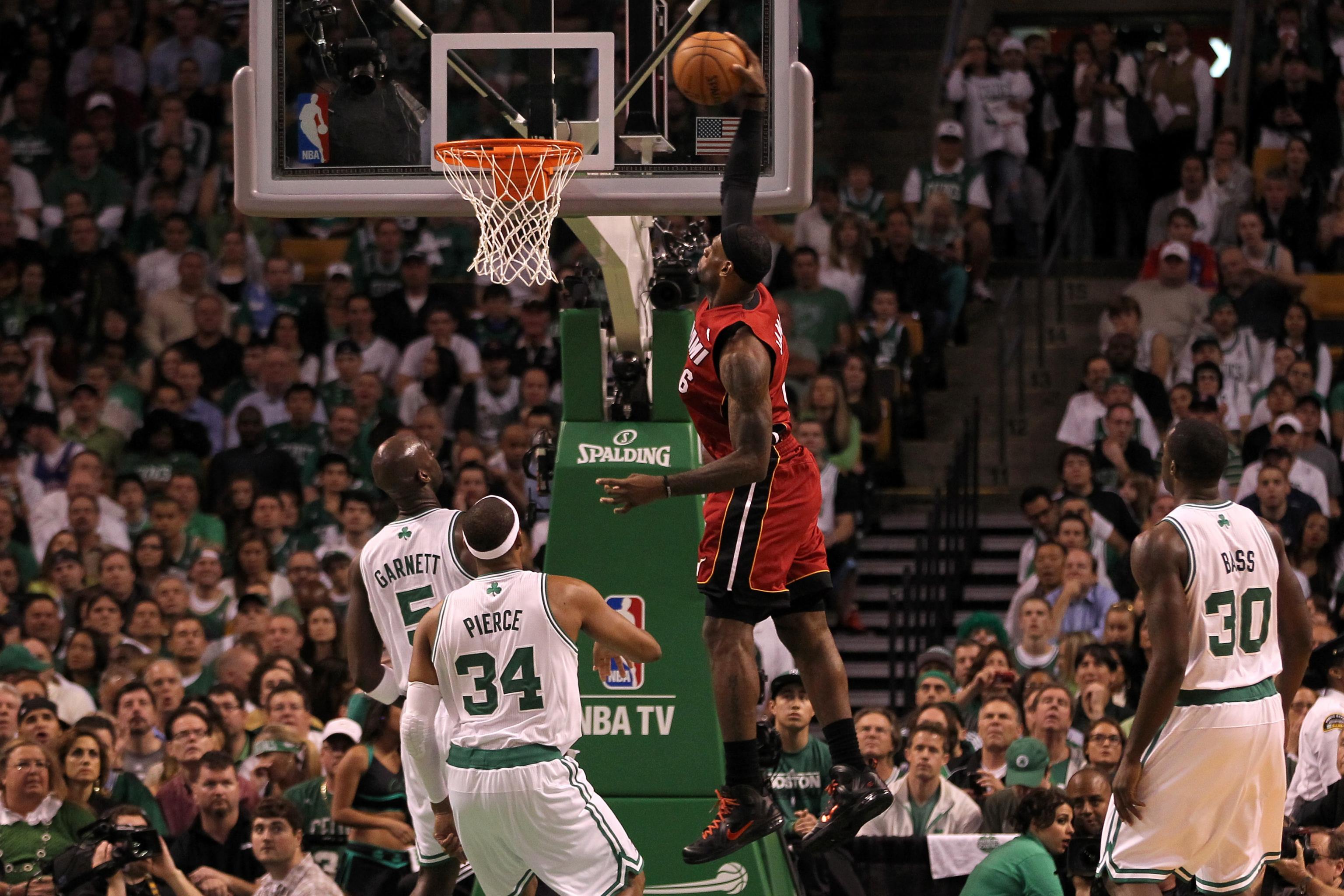 Heat's LeBron James closes out Celtics in Game 5: Video 