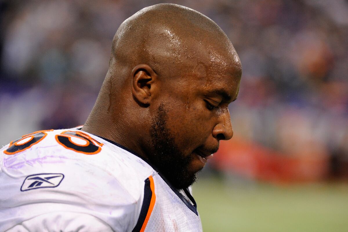 Denver Broncos Is D.J. Williams More Trouble Than He's Worth? News