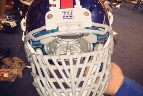 Justin Tuck Facemask: Giants DE Turning Heads with Unique New Look