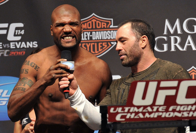 3 Reasons Joe Rogan Has the Best Job in the UFC (and the ...