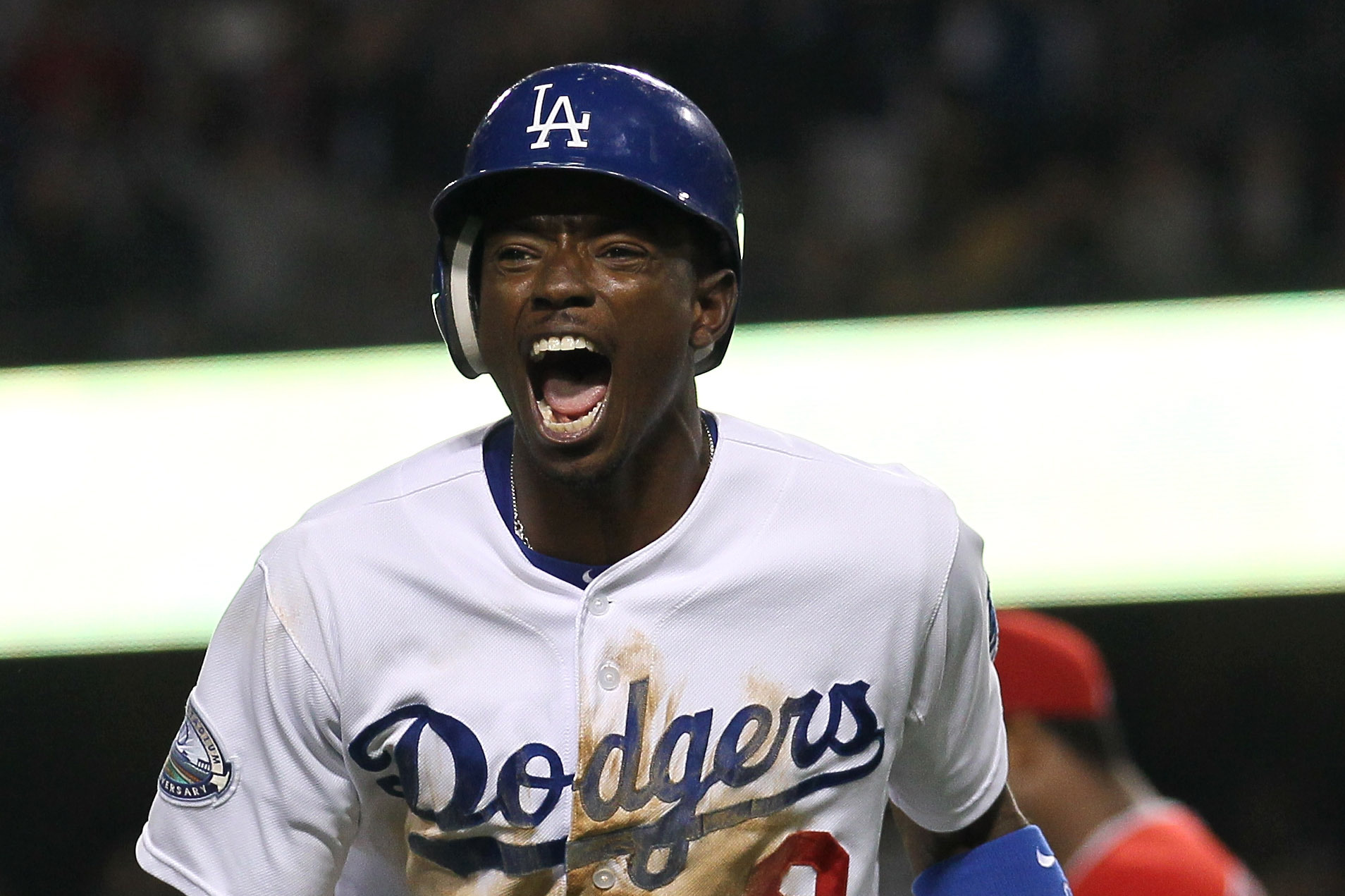 L.A. Dodgers: Why They Cannot Afford to Keep Playing Dee Gordon