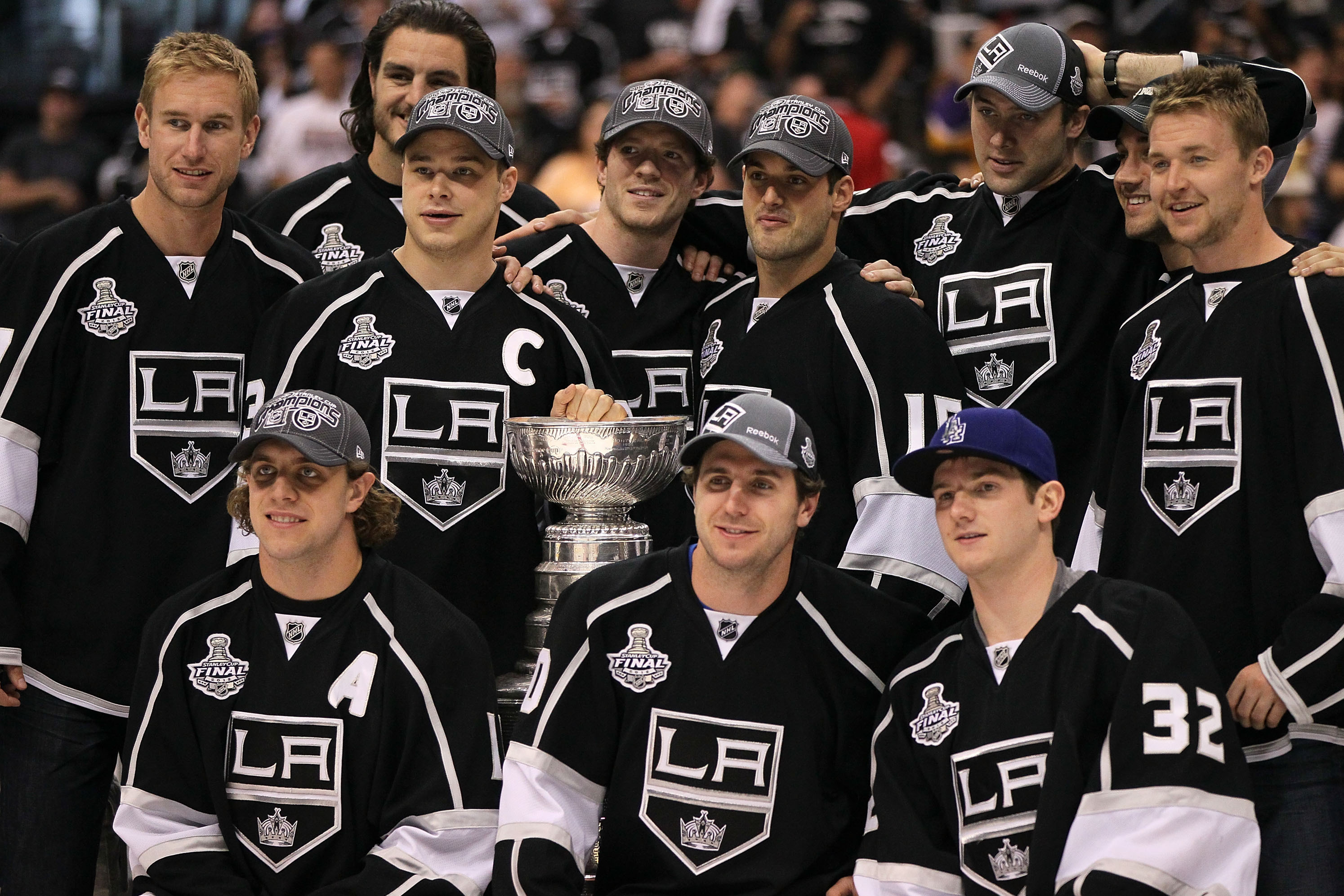 Kings Stanley Cup Championship gear is already being sold in LA