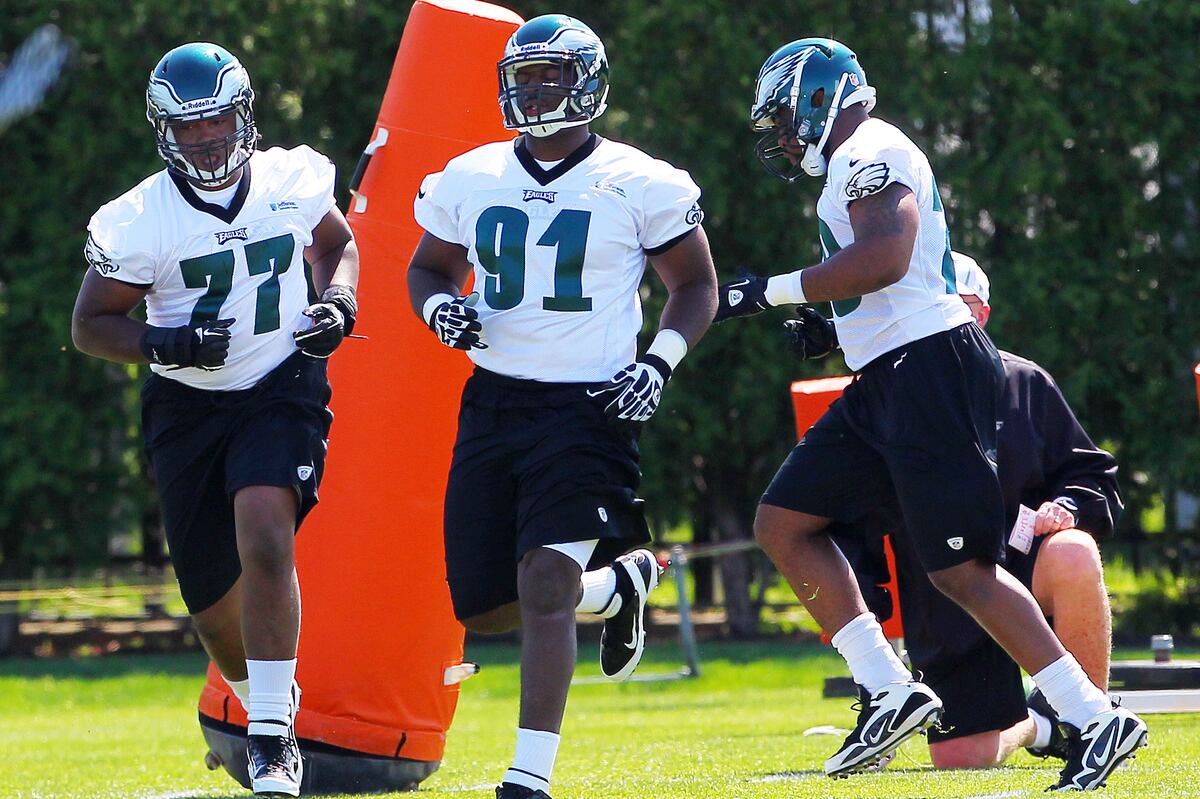 Philadelphia Eagles Fletcher Cox Signs to Round out 2012 Draft Class
