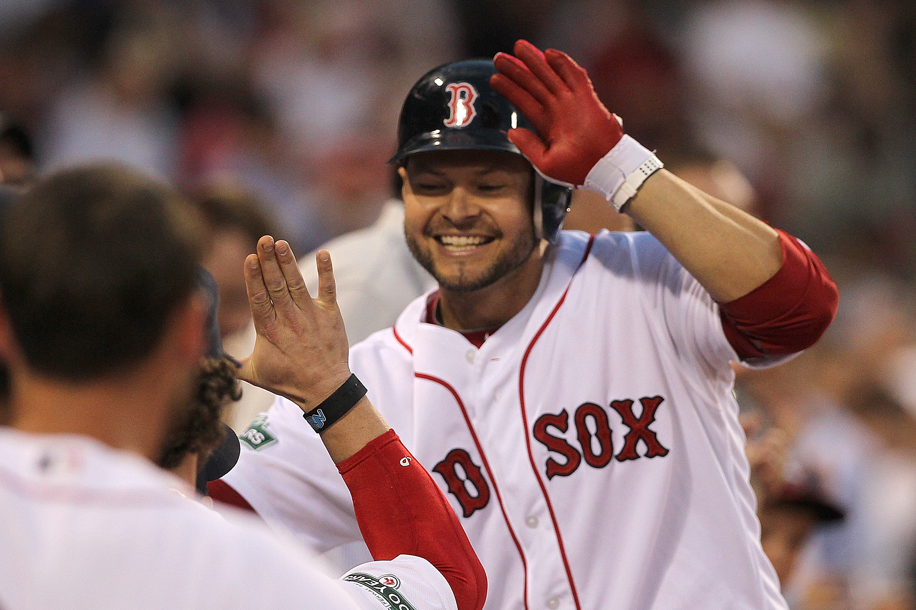 Red Sox still in on Cody Ross