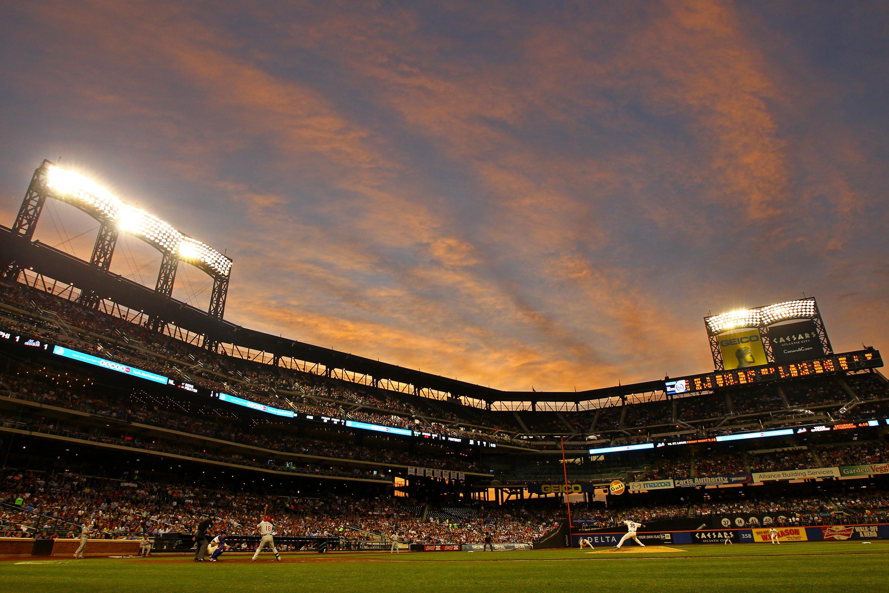 Mets Left Surprised As Yankees Fans Rally At Citi Field