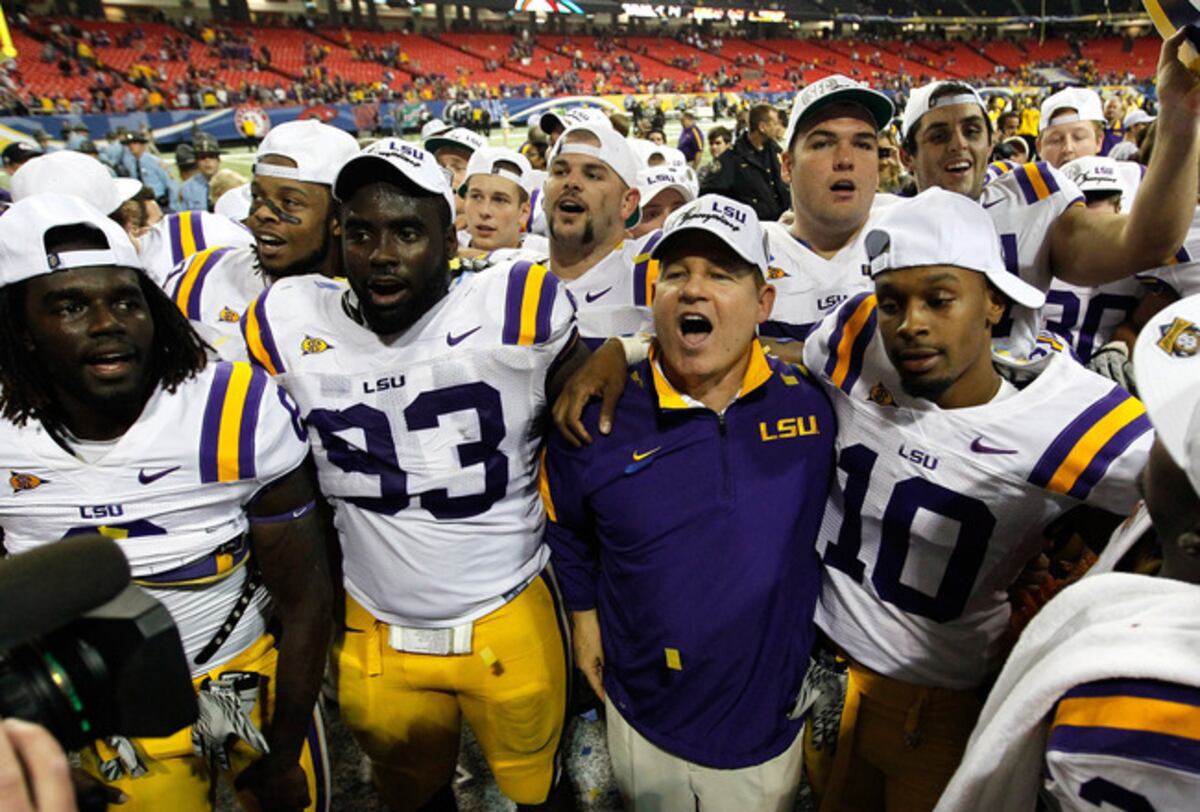 LSU Football: Latest Summer News and Recruiting Updates for Tigers
