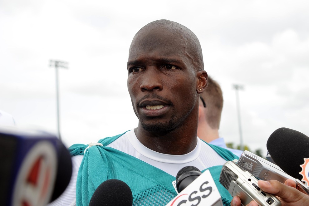 Chad Ochocinco leaves $260 tip as tribute for 260-yard effort in 2006