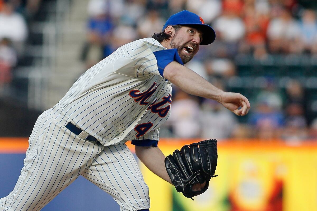 R.A. Dickey Knuckles the New York Mets to an Unexpected Start News