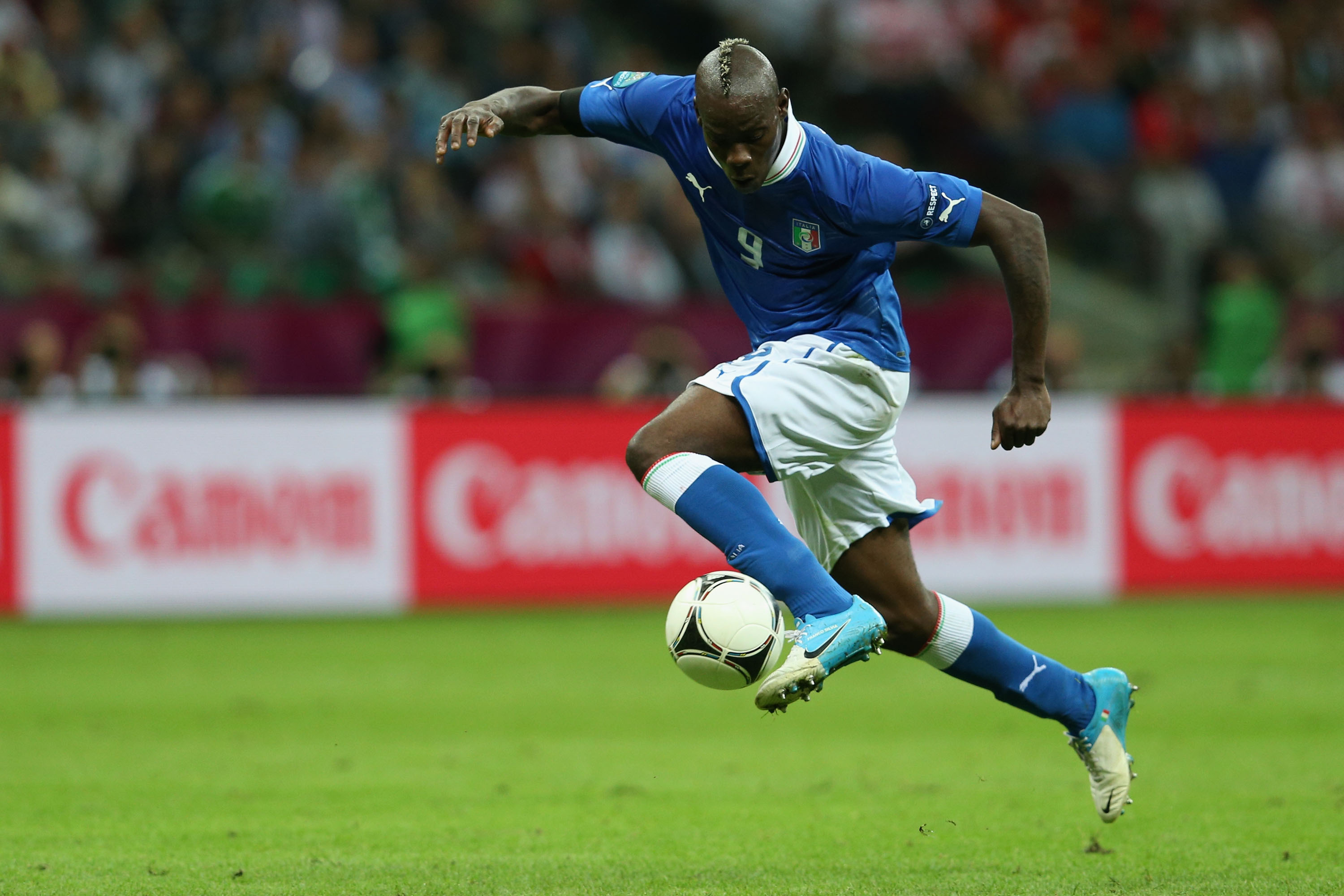 Germany Vs Italy Mario Balotelli Must Mimic Semifinal Production In Euro Final Bleacher Report Latest News Videos And Highlights