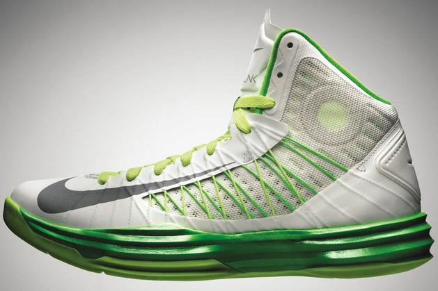 nike hyperdunk plus