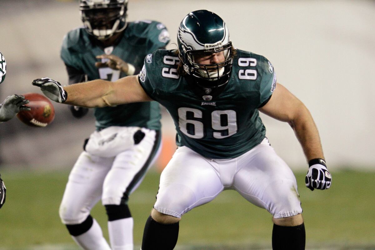 Counting Down the Top 10 Players in the NFC East: No. 9, Evan Mathis ...