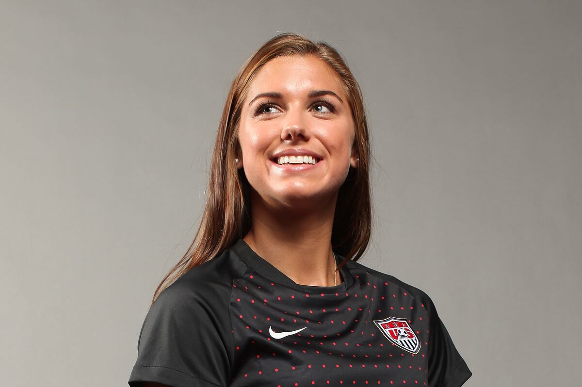 Alex Morgan Picks Sides in the Grand Soccer vs. Modeling 