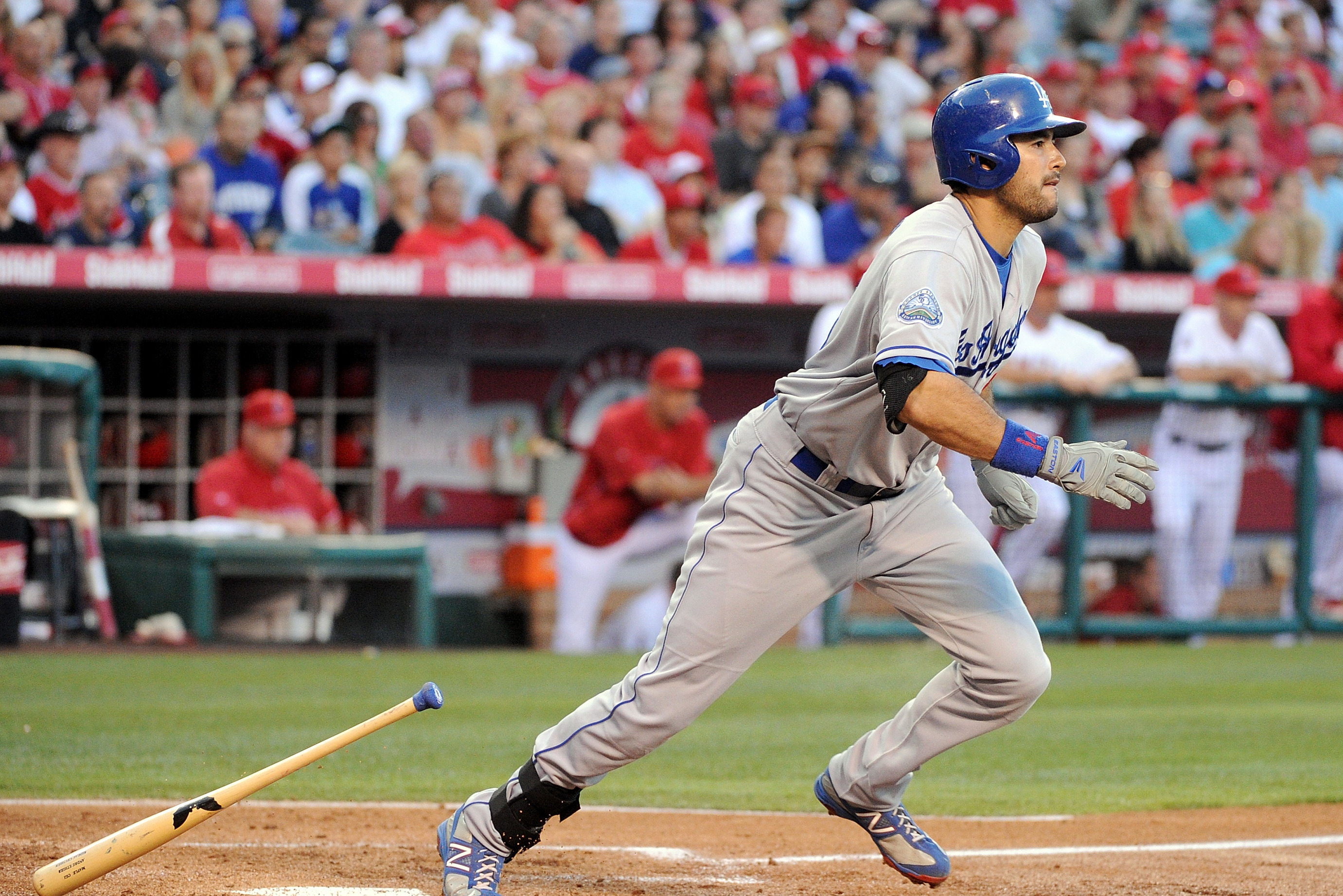Dodgers' Andre Ethier goes on 15-day DL
