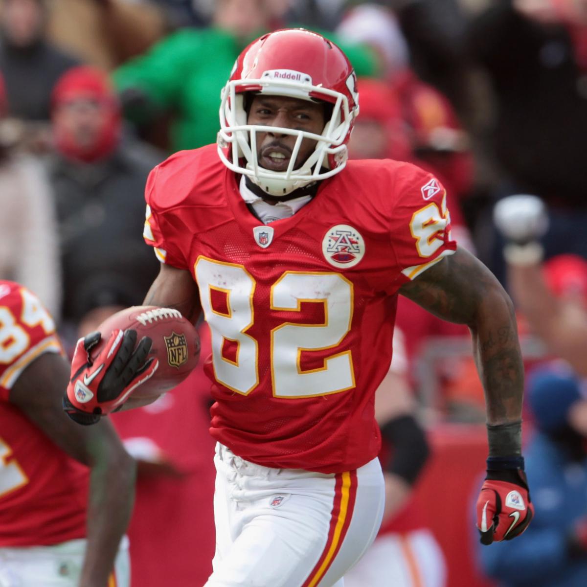 Dwayne Bowe: Will He Sign with the Kansas City Chiefs This Week? | News ...