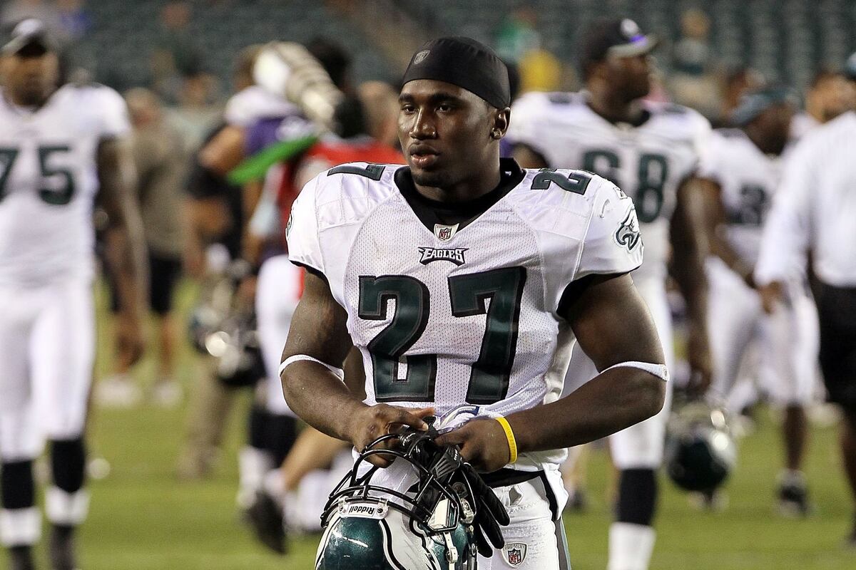 Dion Lewis Philadelphia Eagles Running Back Arrested for Pulling Fire