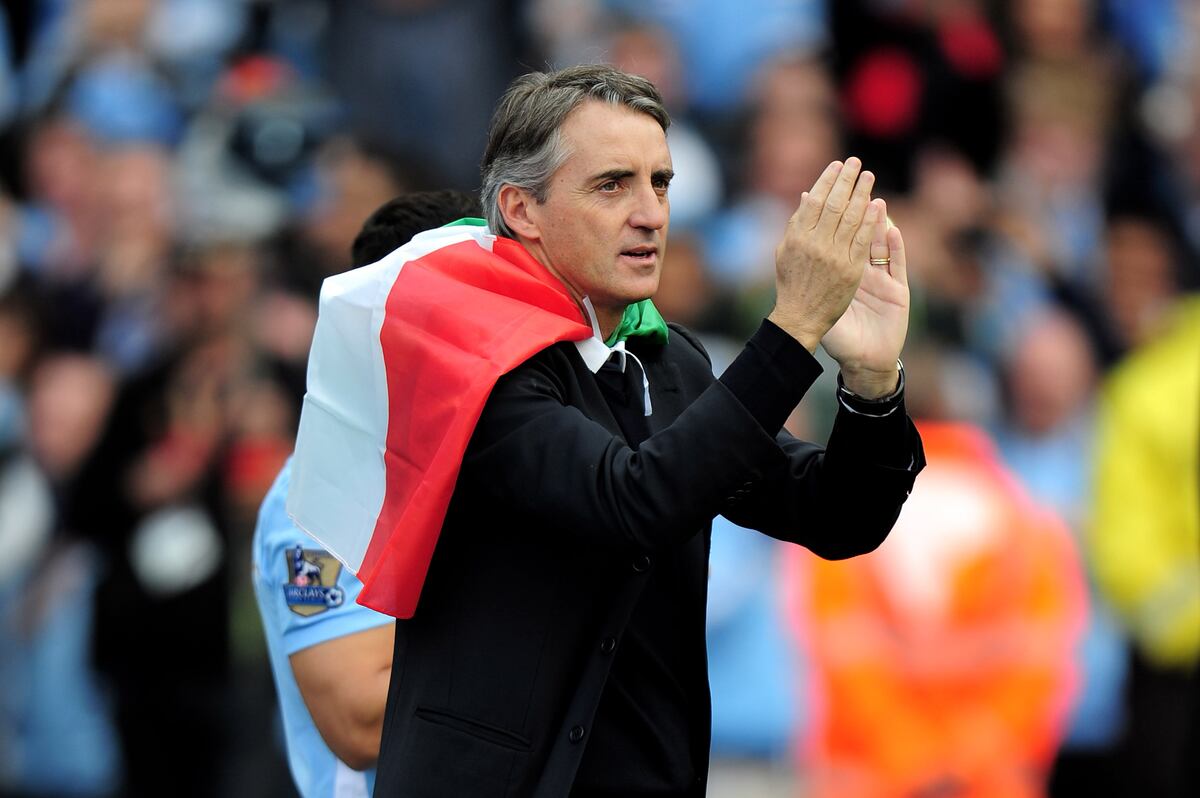 Roberto Mancini Pens New 5-Year Deal with Manchester City | News
