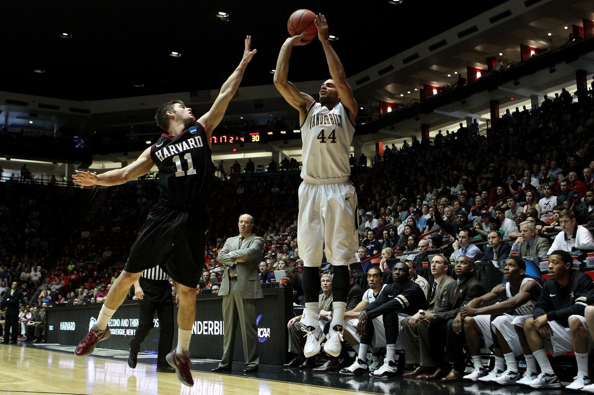 Harvard Basketball Participating in ESPN's 2012 College Hoops TipOff