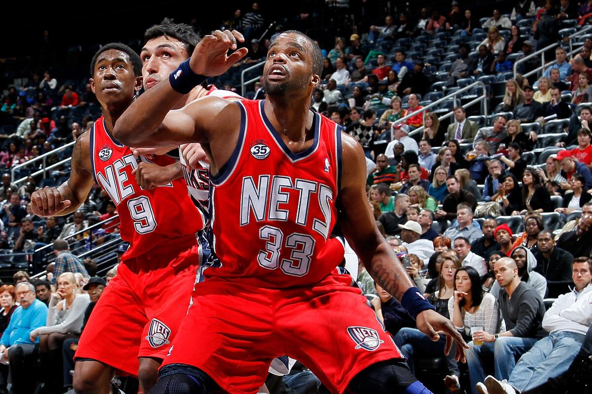 Golden State Warriors: Shelden Williams Could Fill Frontcourt Void
