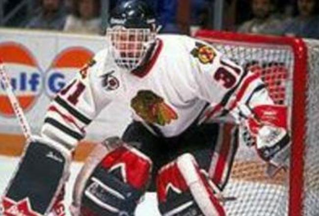 goalie-dominik-hasek-of-the-chicago-blackhawks-defends-the-net-during-picture-id459196138  (682×1…