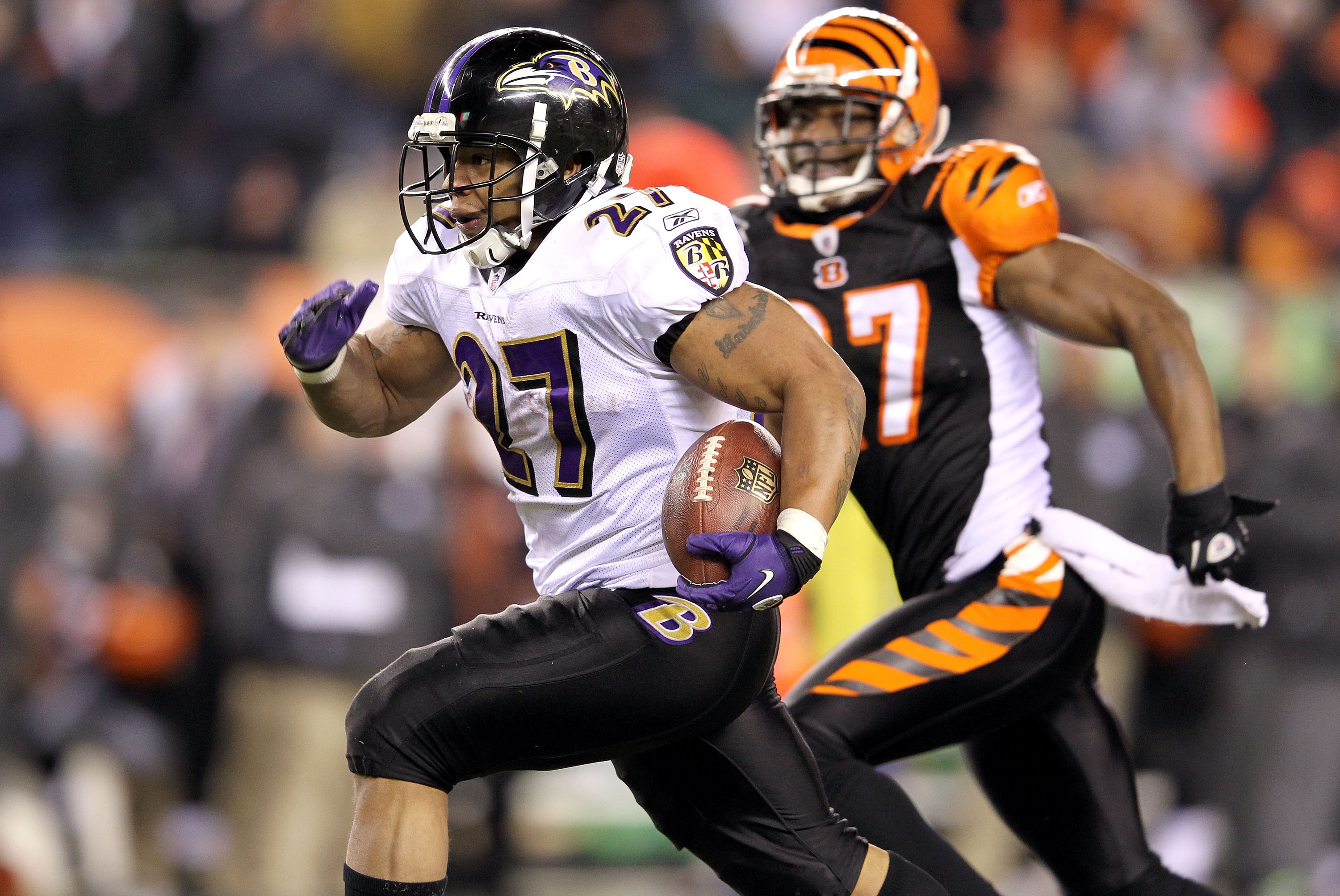 Raven Reach Long-Term Deal With Ray Rice