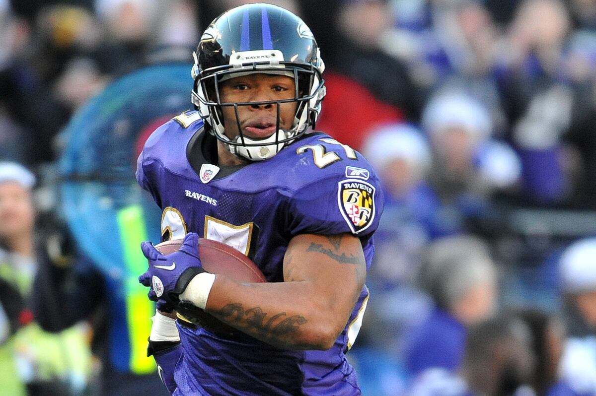Ray Rice Extension: Long-Term Deal Huge for Both Sides | News, Scores ...