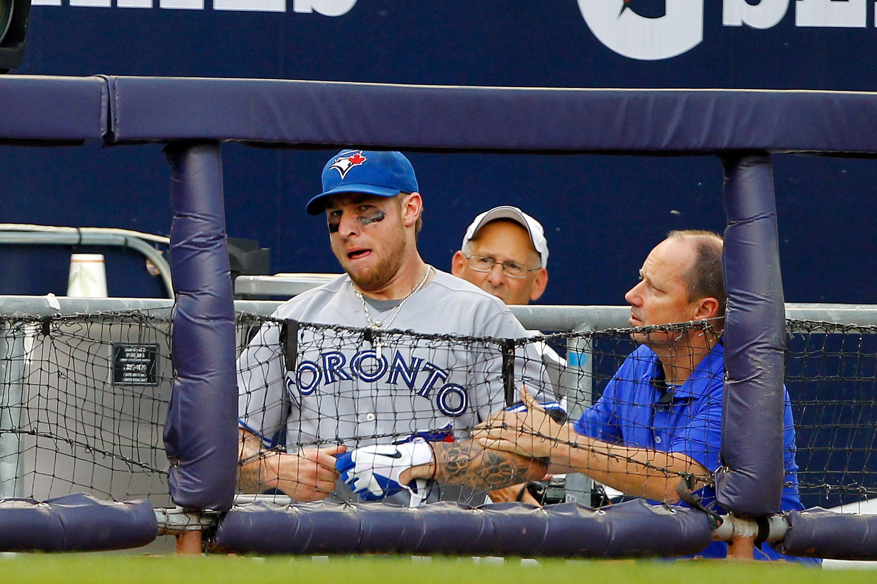 Blue Jays' Brett Lawrie leaves game against New York Yankees with right  calf injury