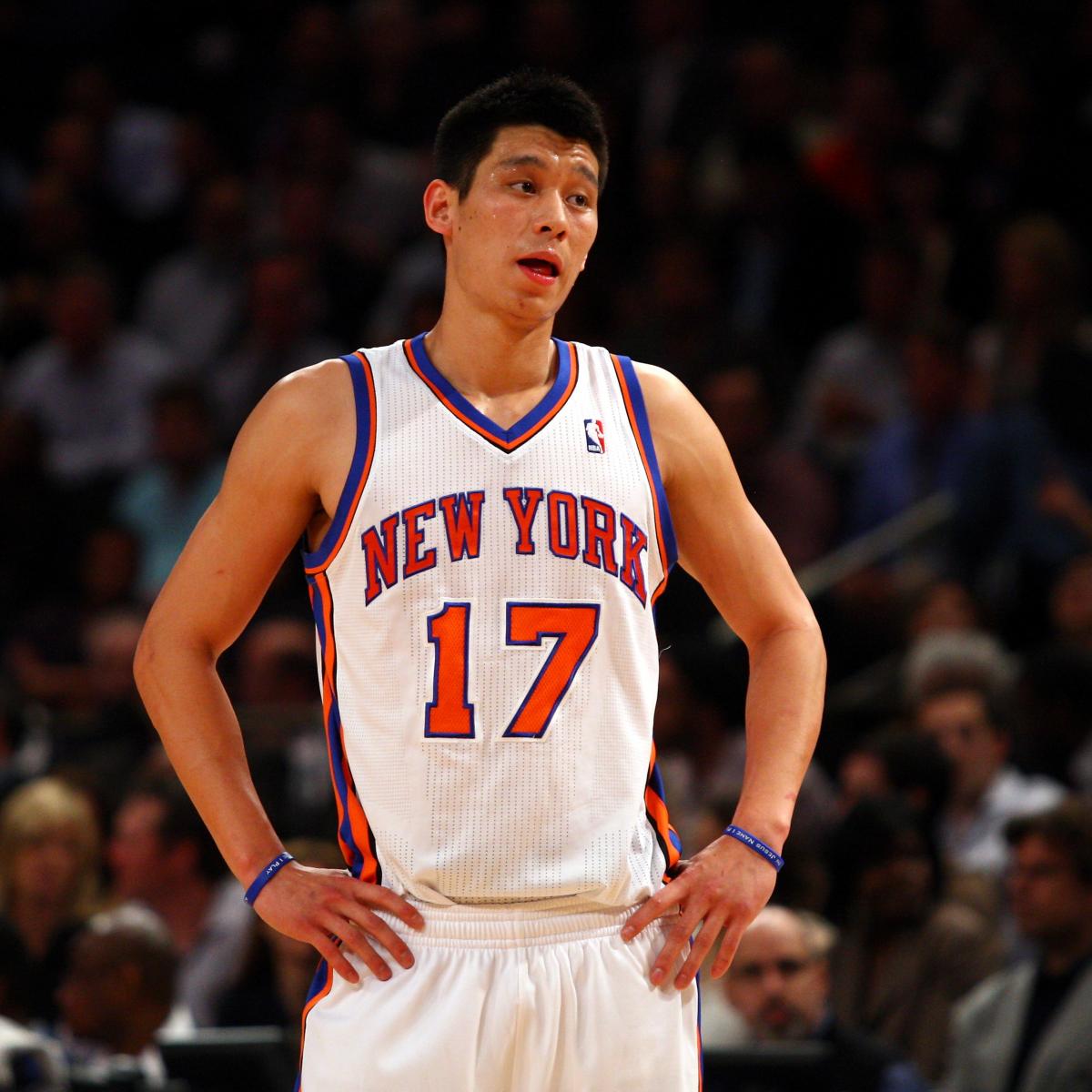Jeremy Lin autographed Basketball Jersey (New York Knicks)