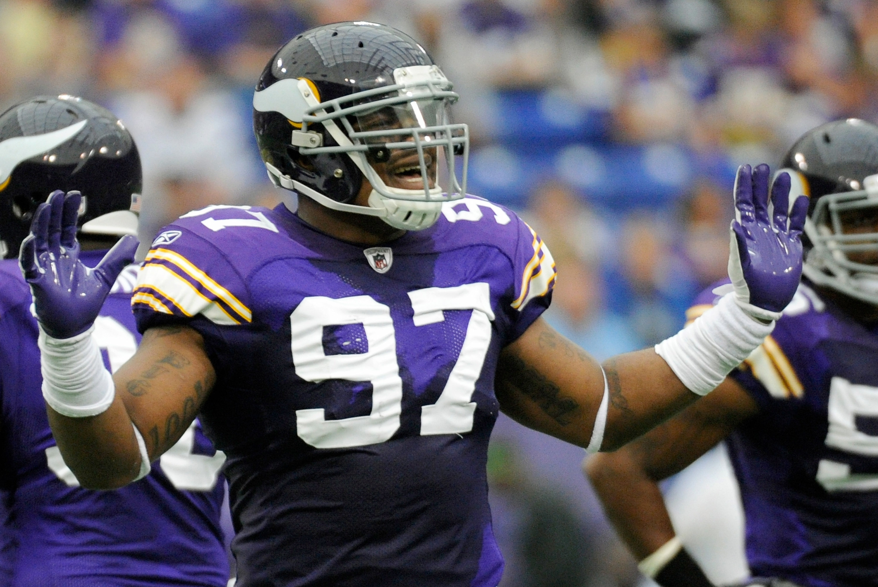 Minnesota Vikings: Moving Everson Griffen to Linebacker Will Help