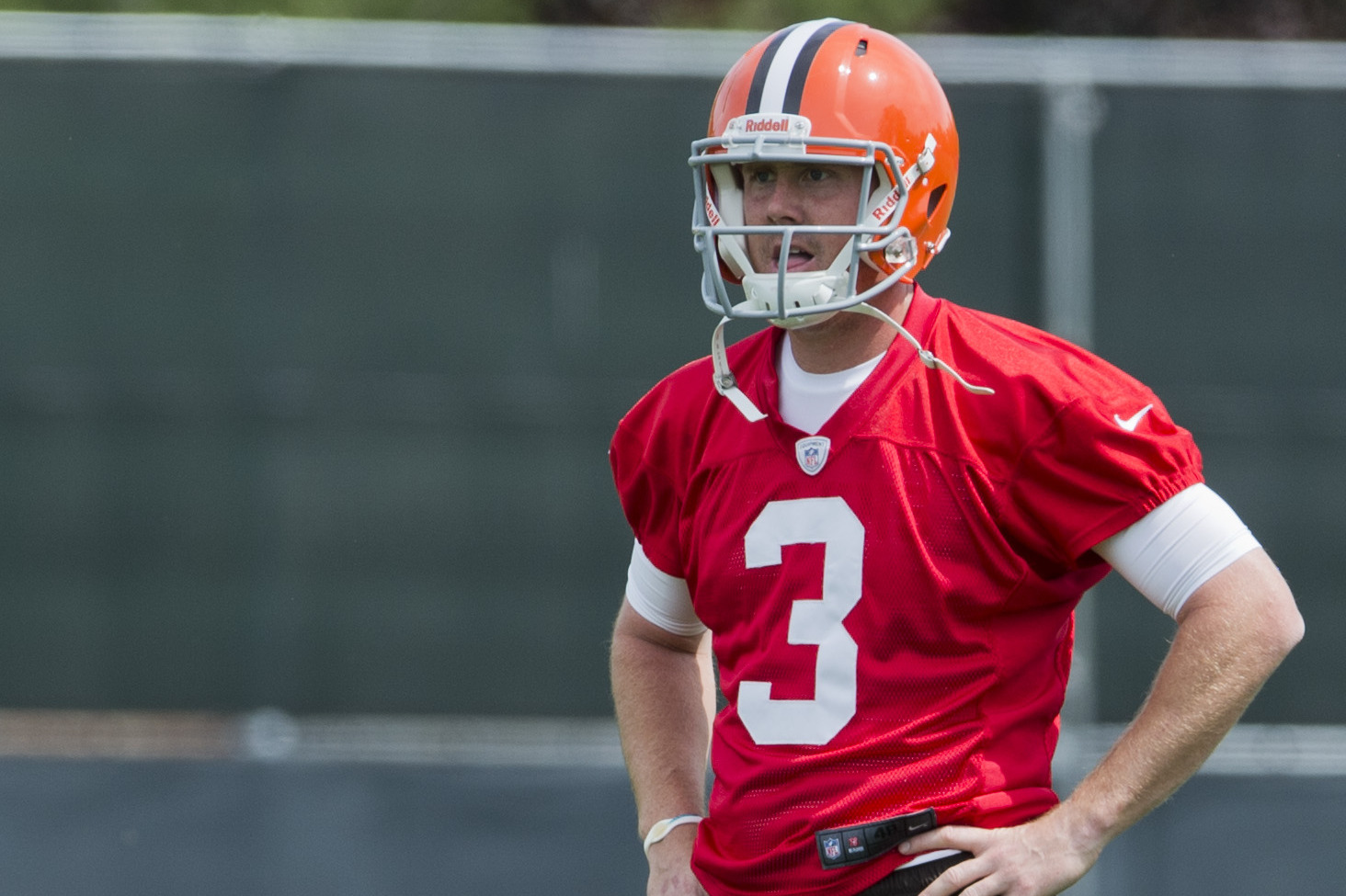 Cleveland Browns quarterback Brandon Weeden outplayed by Kirk