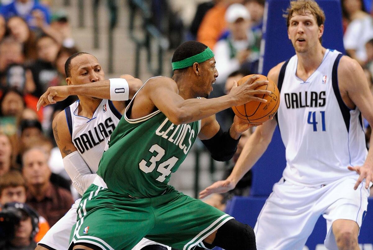 Dallas Mavericks Headquarters : Dallas Mavericks' Front ...